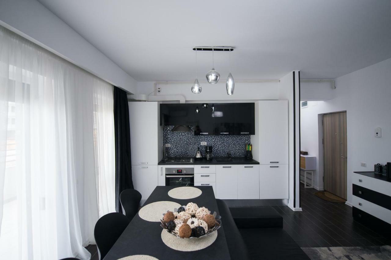 Apartel Black & White Năvodari Exterior foto